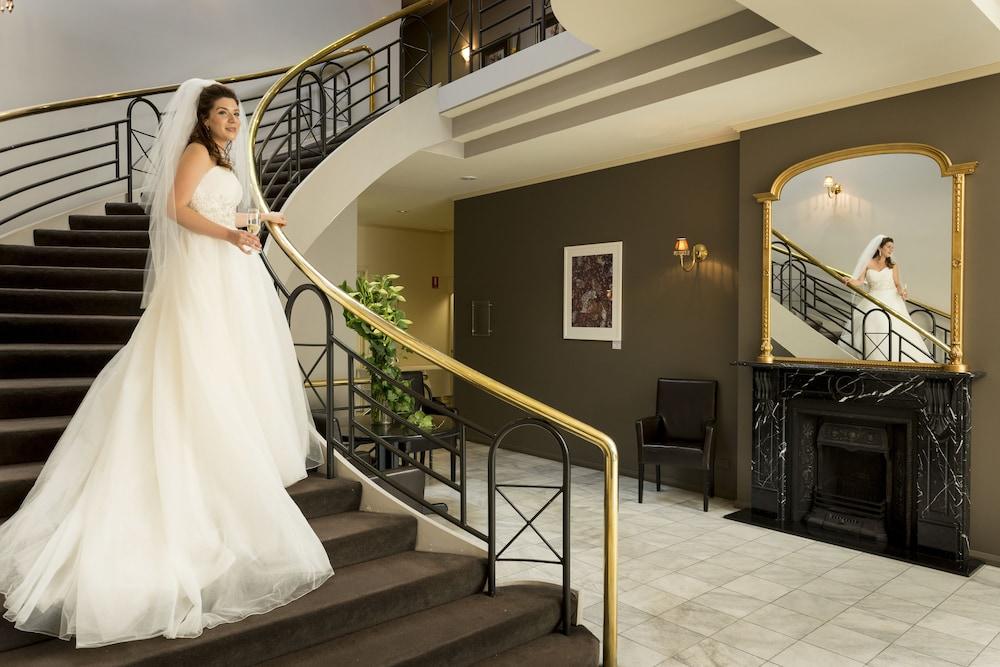 Beau Monde International Hotell Doncaster East Exteriör bild