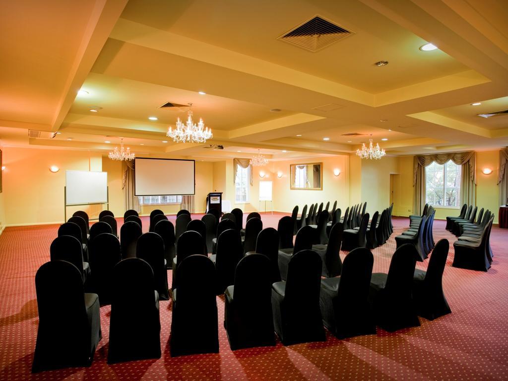 Beau Monde International Hotell Doncaster East Exteriör bild