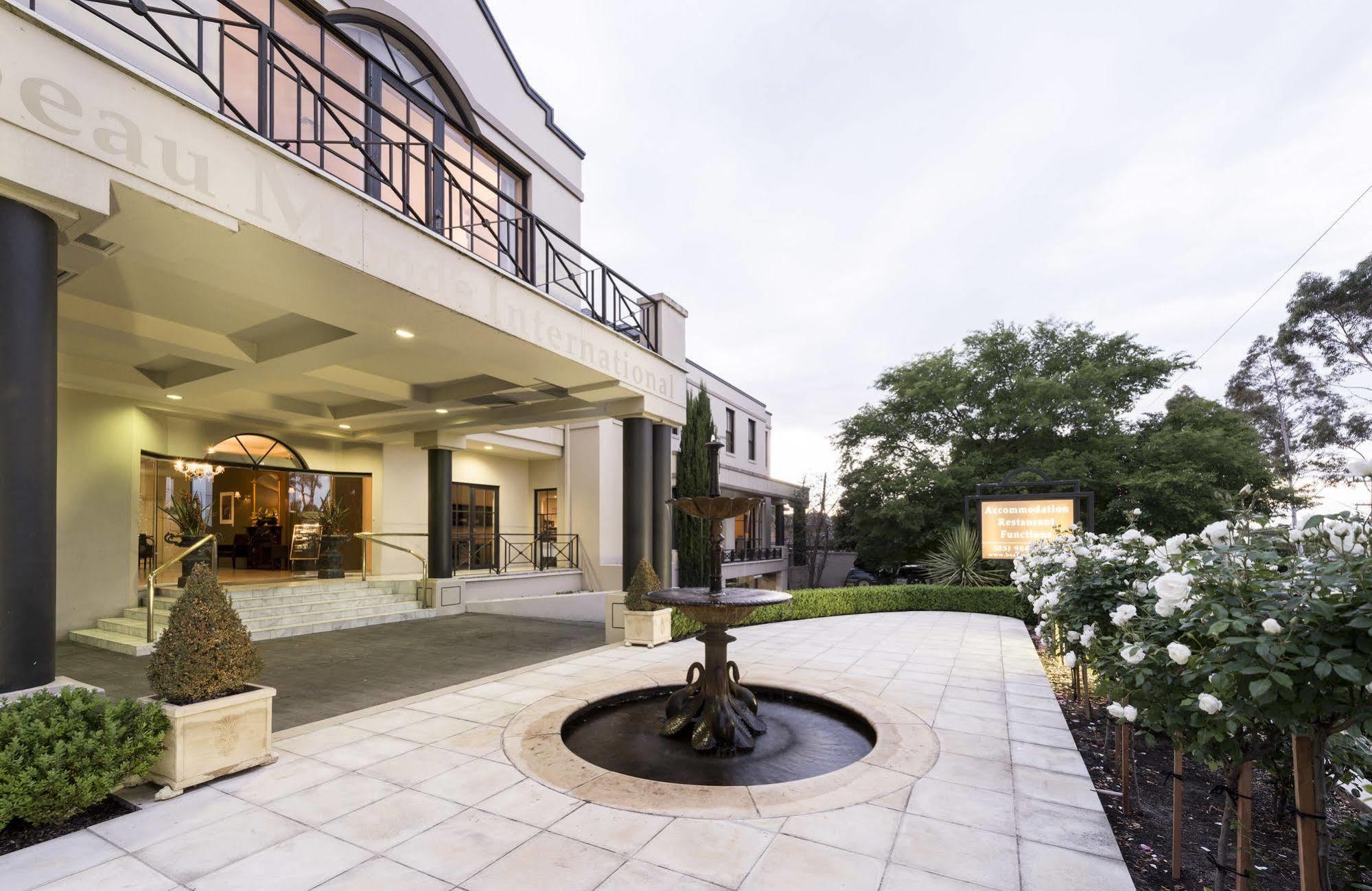Beau Monde International Hotell Doncaster East Exteriör bild