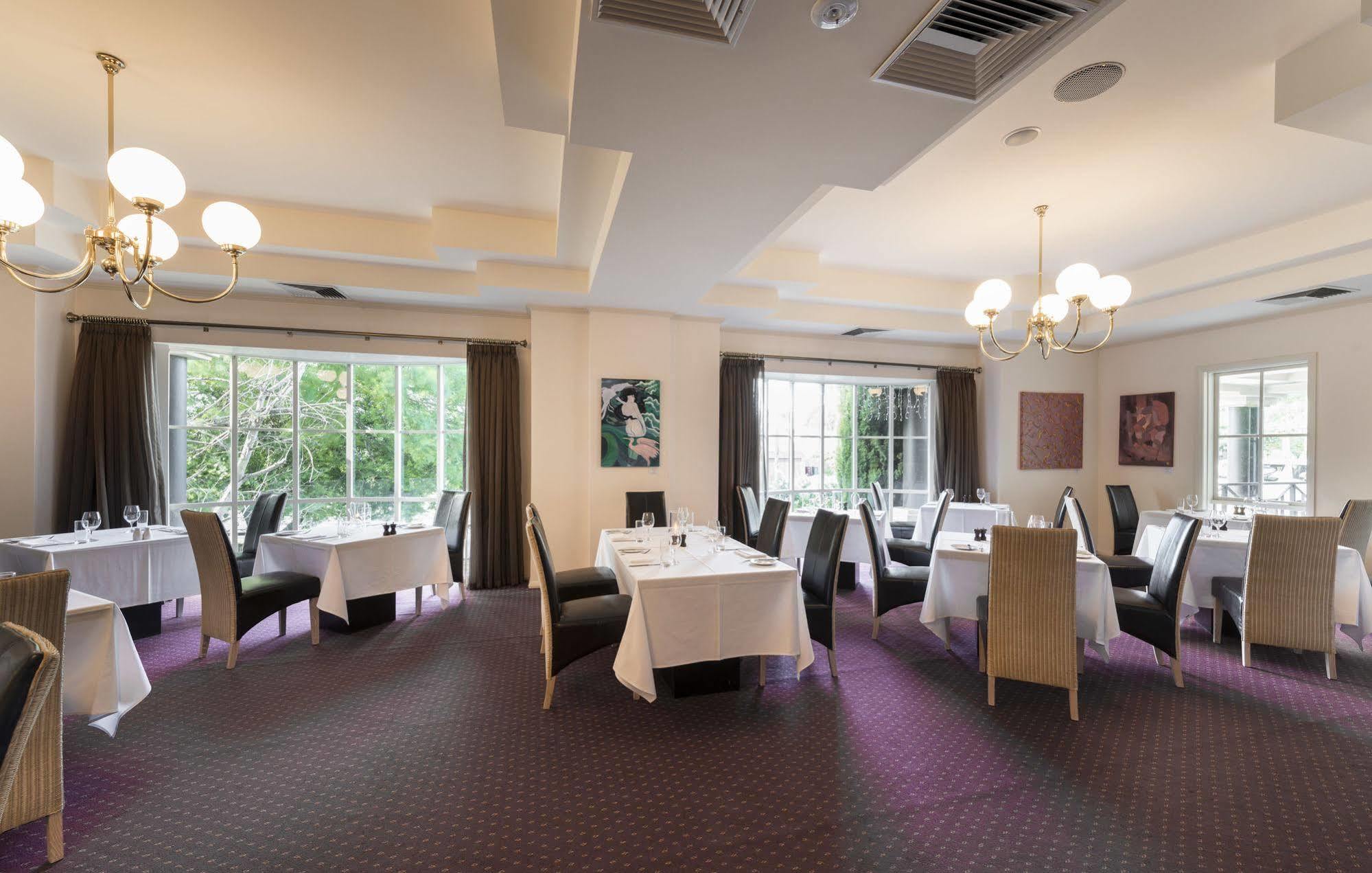 Beau Monde International Hotell Doncaster East Exteriör bild