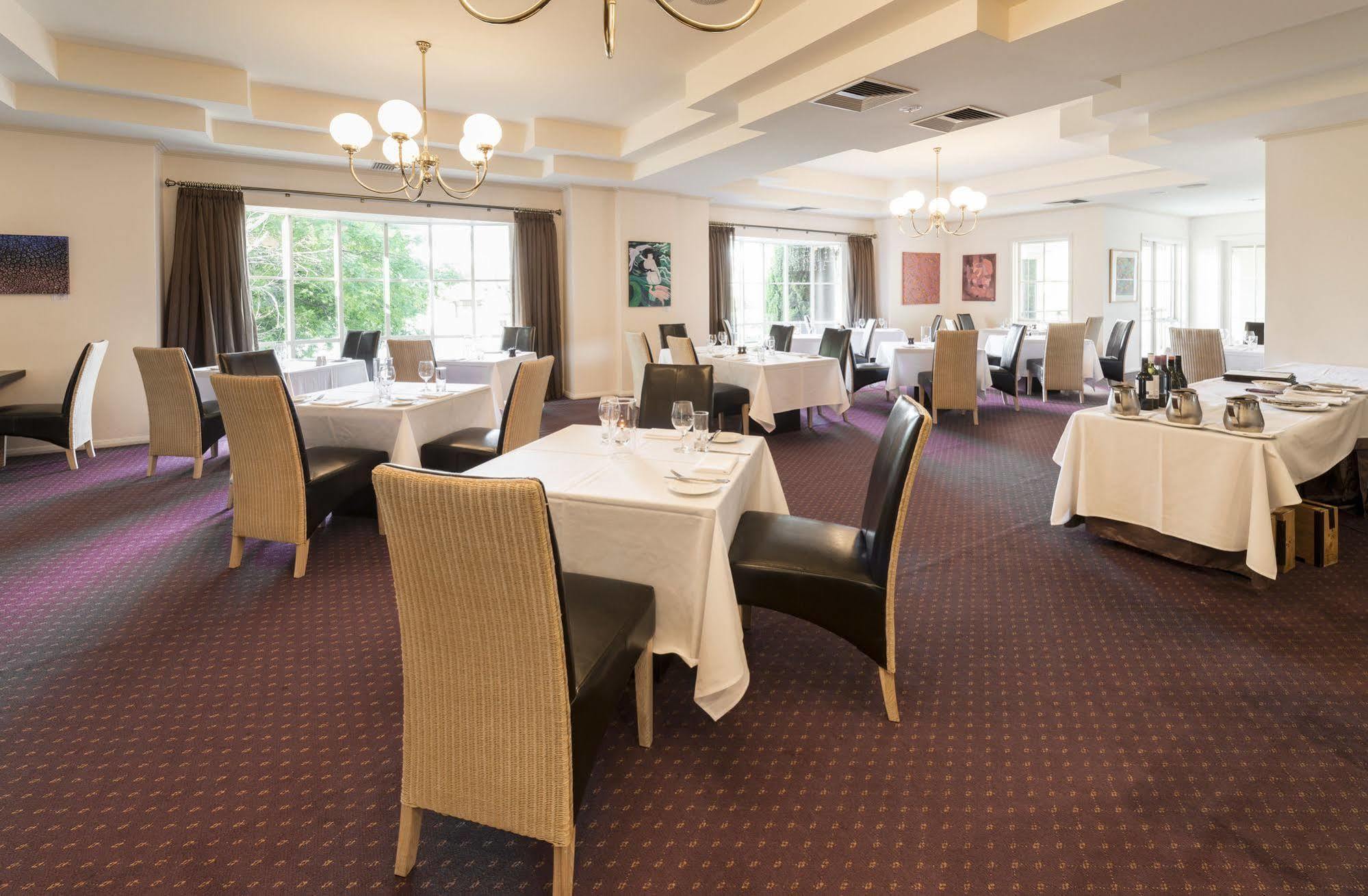 Beau Monde International Hotell Doncaster East Exteriör bild