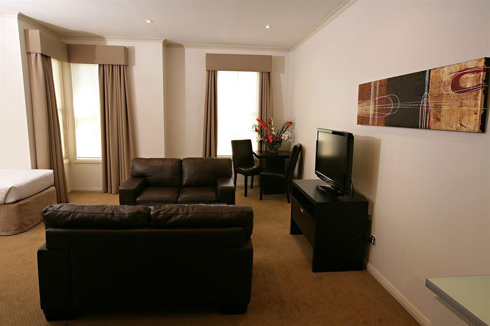 Beau Monde International Hotell Doncaster East Exteriör bild